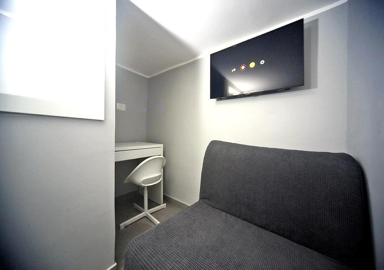 Apartamento La Casa Di Helena Nápoles Exterior foto
